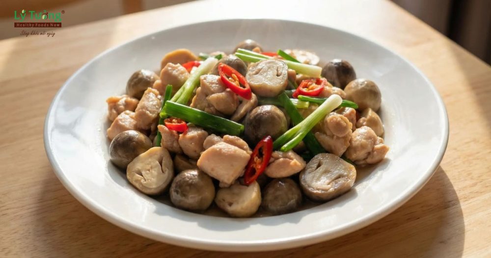 Nấm rơm xào thịt gà