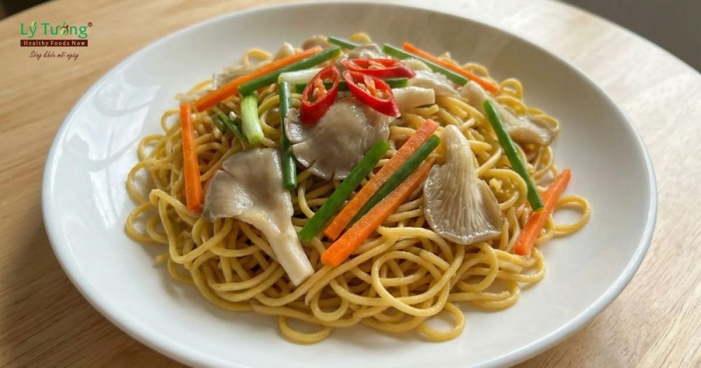 Mỳ xào nấm sò
