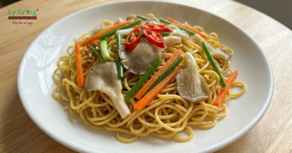 Mỳ xào nấm sò