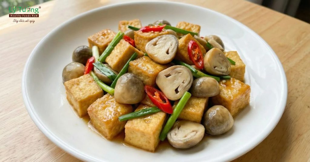 Nấm Rơm Xào Đậu Hũ – Nấm Lý Tưởng
