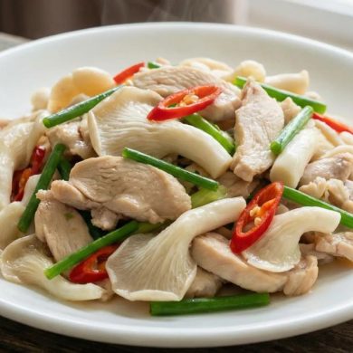 Nấm sò xào thịt gà