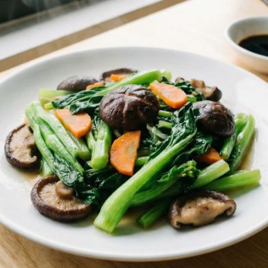 Rau Cải Xào Nấm Hương